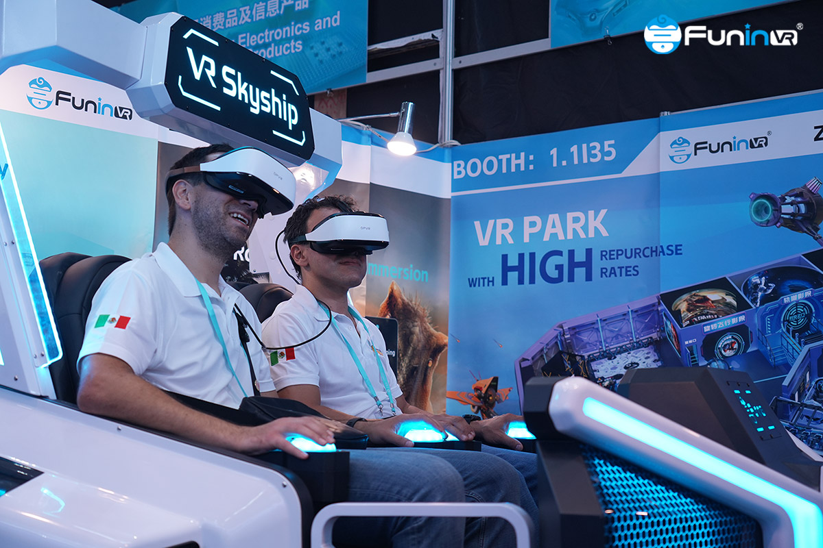 FuninVR Attented at the 136th Canton Fair with New VR Machine - Company News - 1